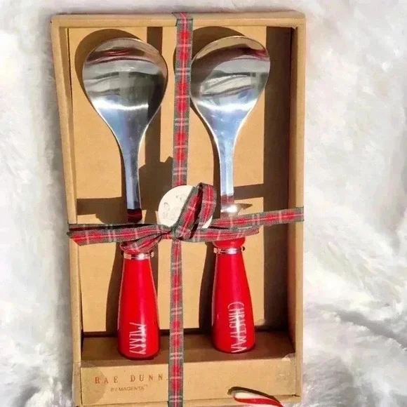 NEW Rae Dunn - MERRY CHRISTMAS - Beautiful Red Christmas Serving Spoon Set - Picture 1 of 6